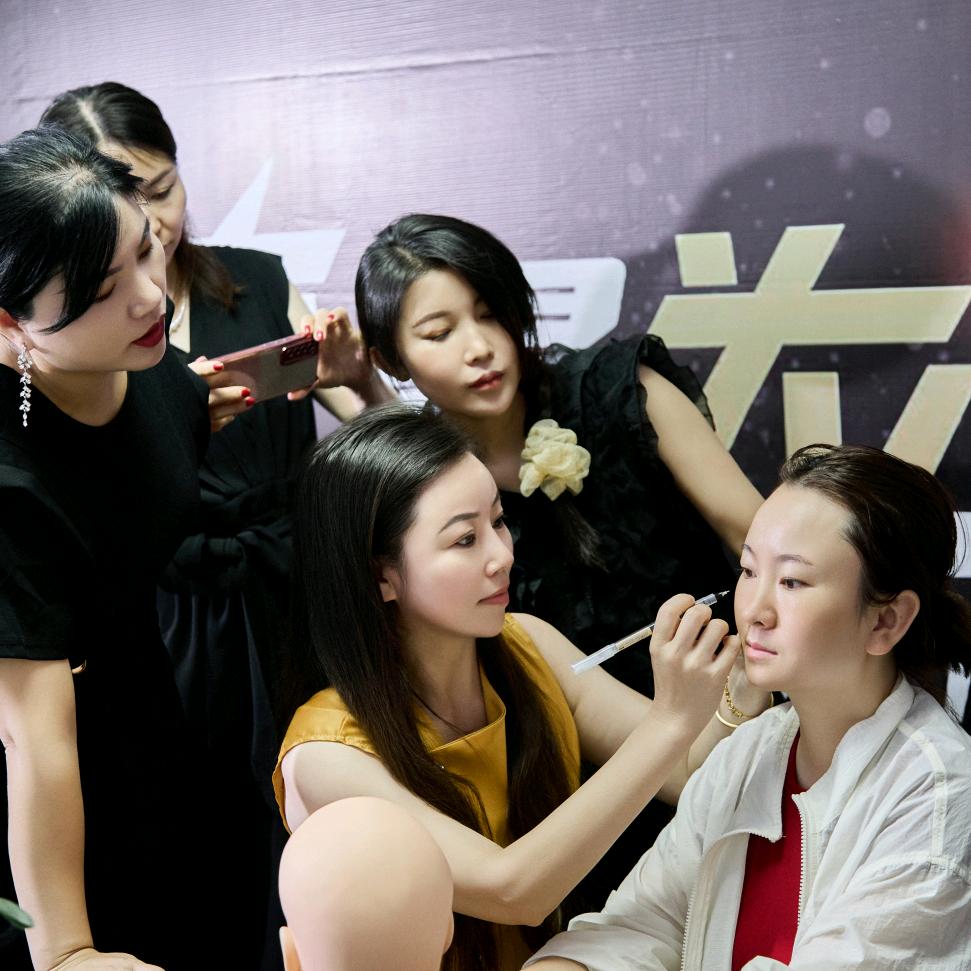 上海点点讲下班