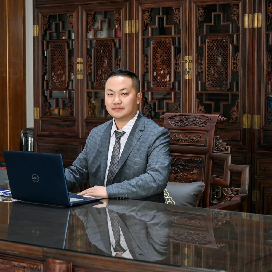 润滑脂濮阳.宏润油脂：武红伟