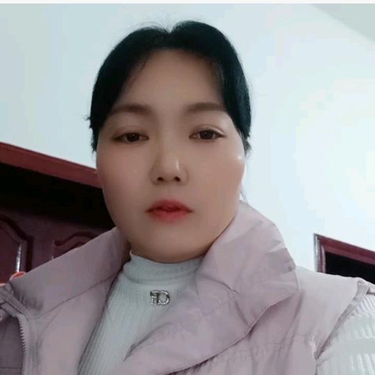 开心妹晚上9点18分直播
