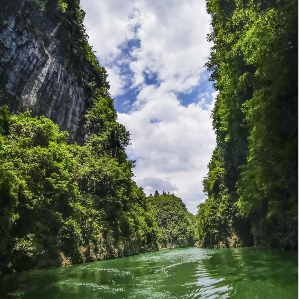 十二背后 (旅游团购)