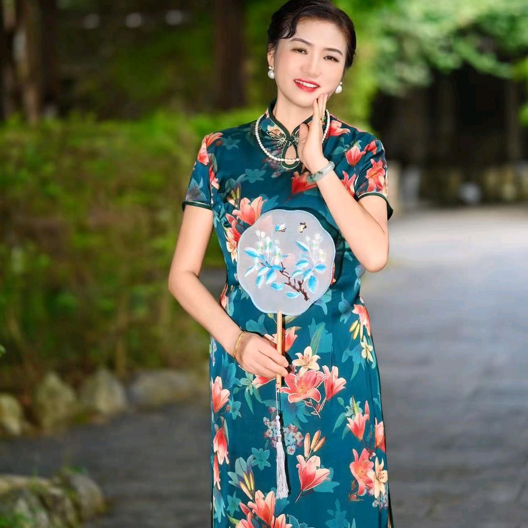 翠芬爱唱歌
