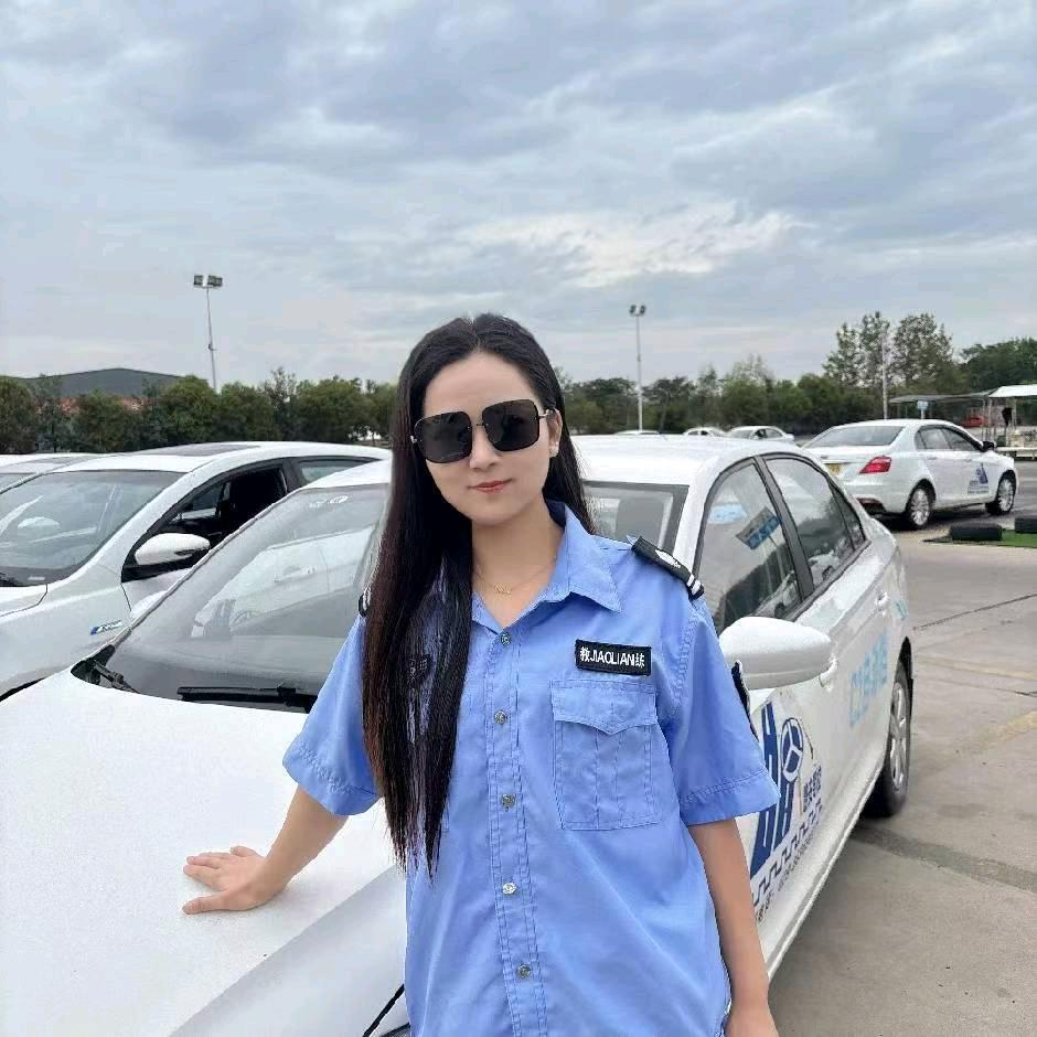 西安驾校胡主任