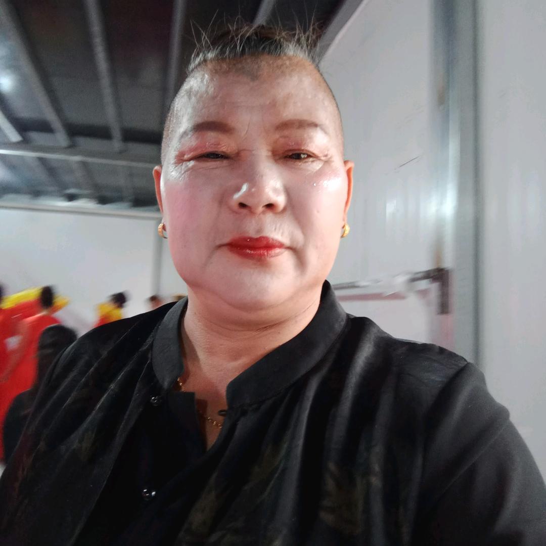 洋河姐妹鼓舞团(梅大姐)