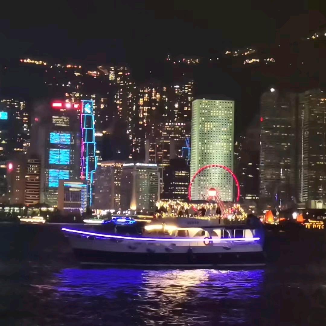 大龙湖畔