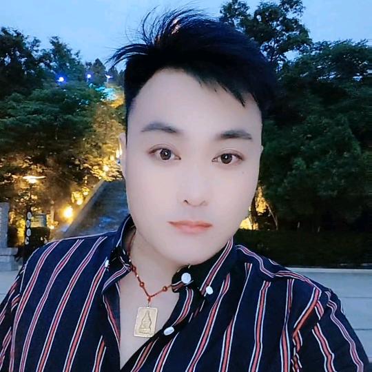 自由自在🌴🌴⚡