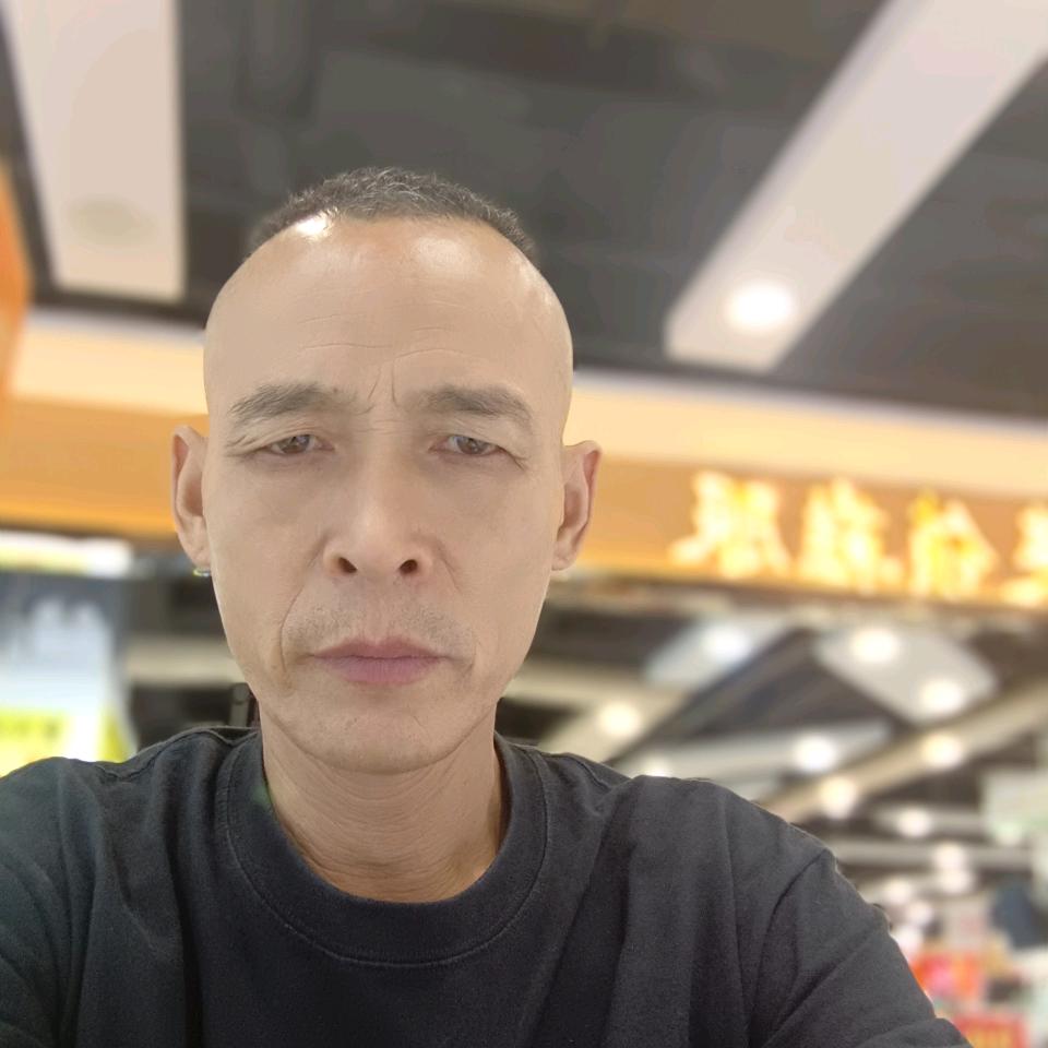 回收旧衣服，鞋子包包，旧棉絮枕头，旧手机