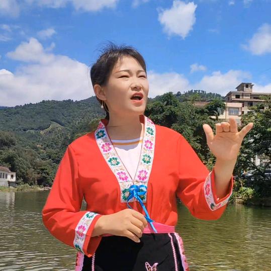 尒表姊