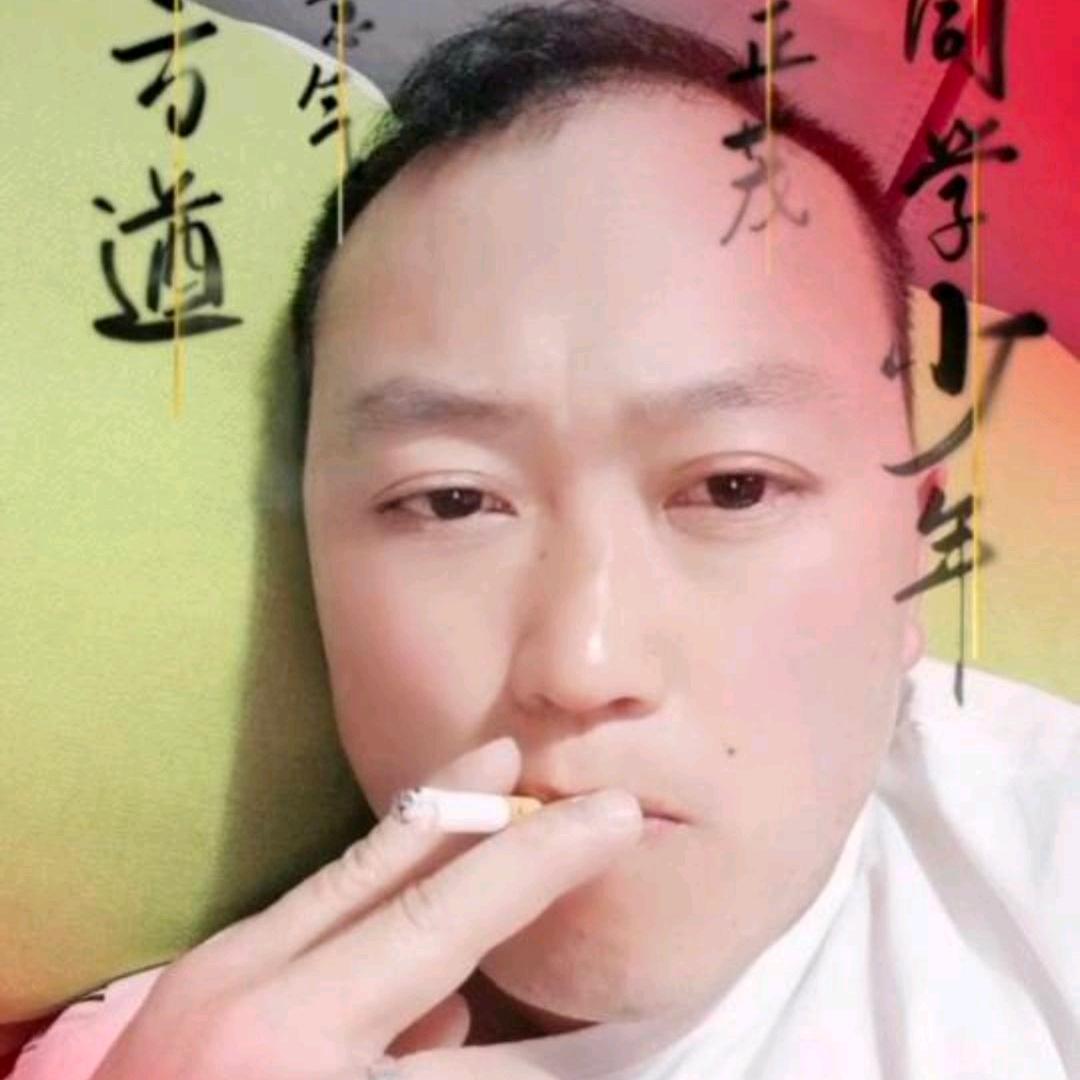 杨杨得伊