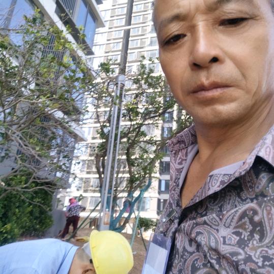 开心果我一个忠诚老实爱说笑的