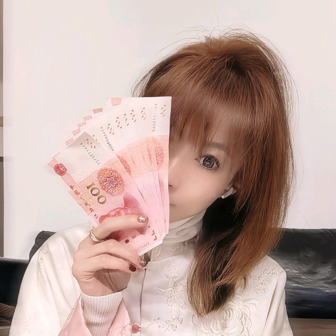 A🫥💋鲁倩倩🎄🦁