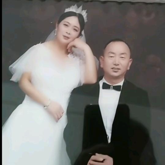 王素芳