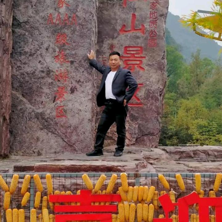 欧蓓莎店：小生装饰