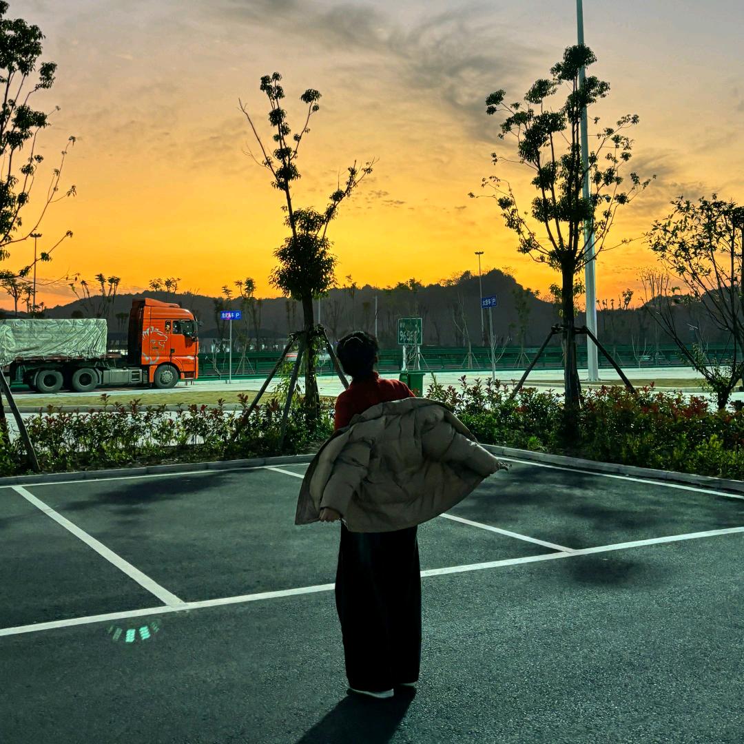 @等某年三月🇨🇳