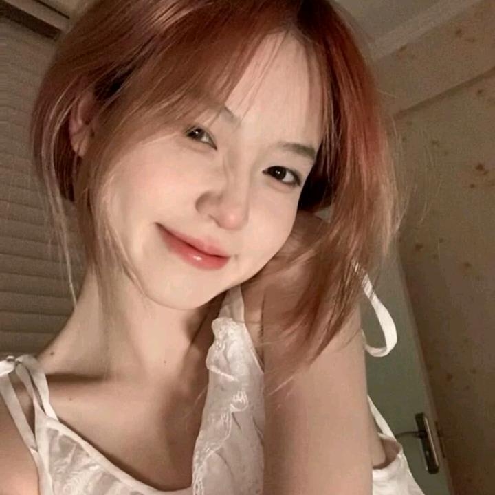 小美大人ε٩(๑>₃<)۶з