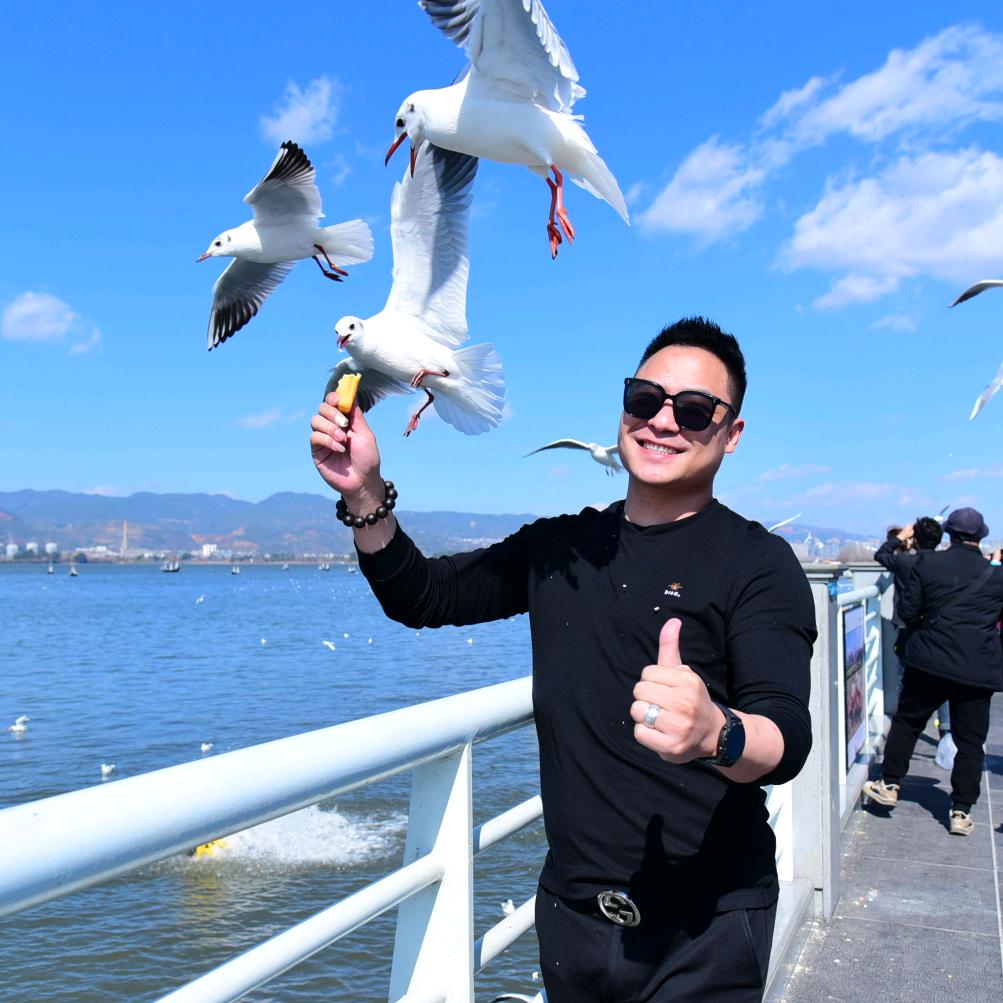 富阳南哥传奇酒吧