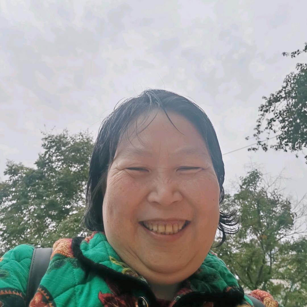 左绣琼（每天早上6点8分开播）