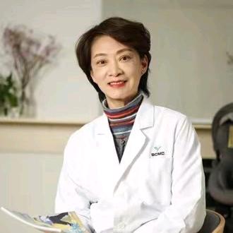 上海儿科教授章依文
