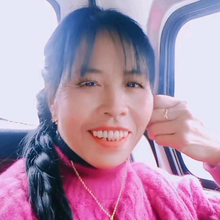吴昌英。
