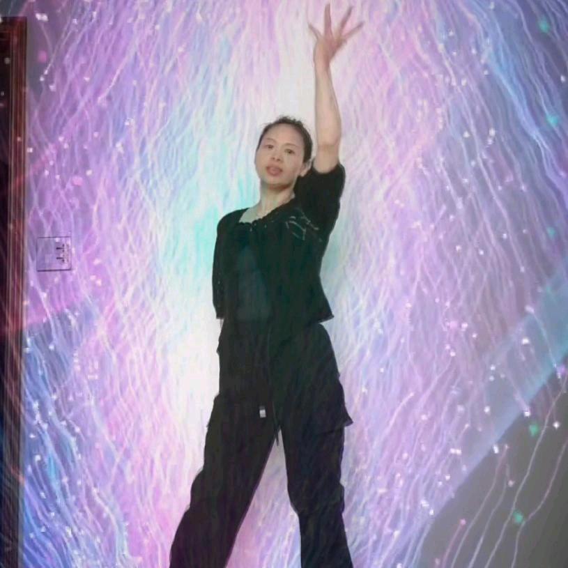 恒信喷杆_应彩红