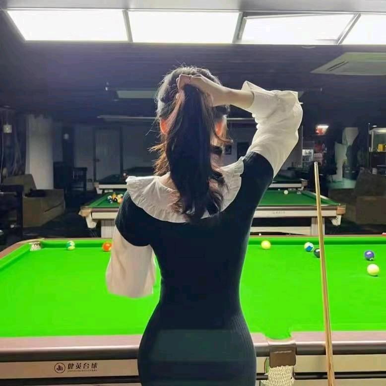 小丽。河北台球器材，销售安装搬运