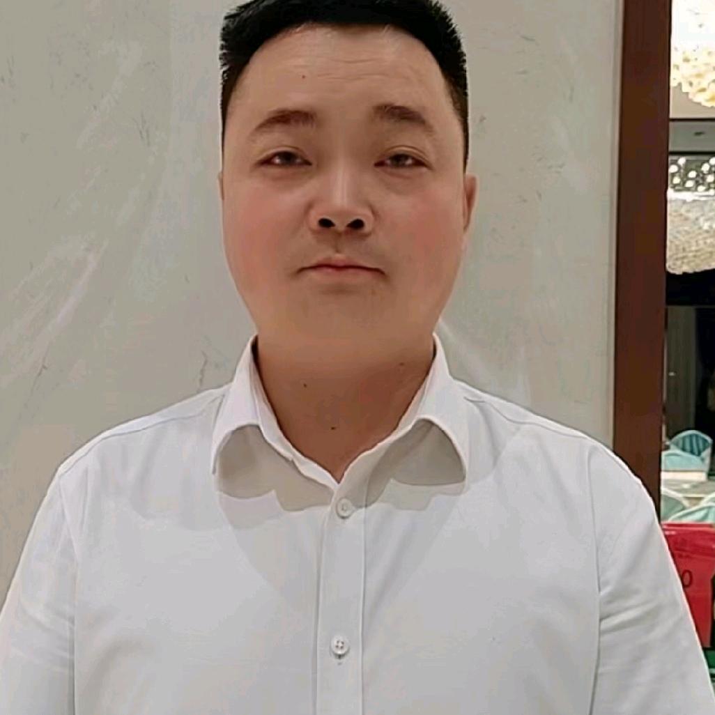 酒店管理黄有铭