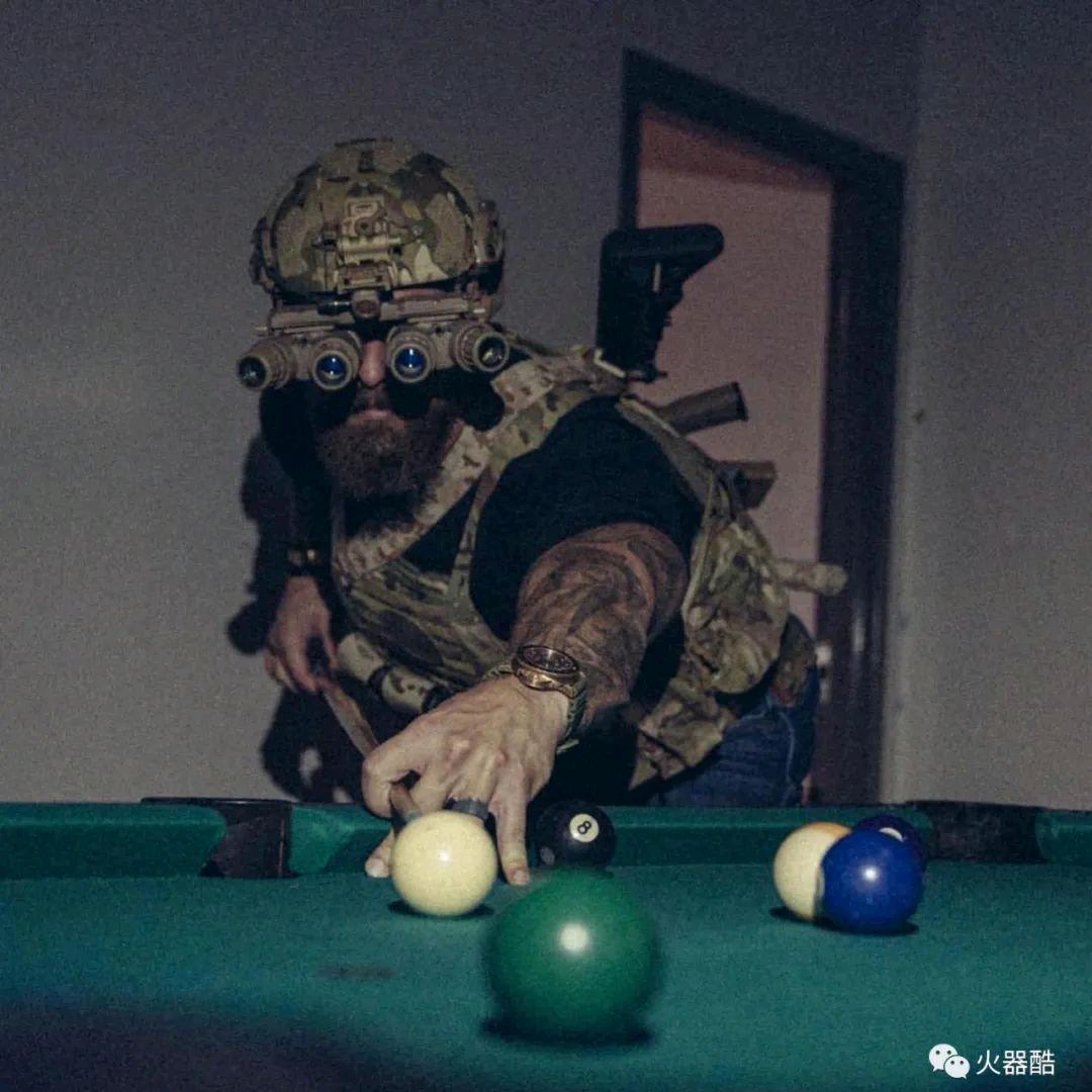 辩证唯物主义探险家