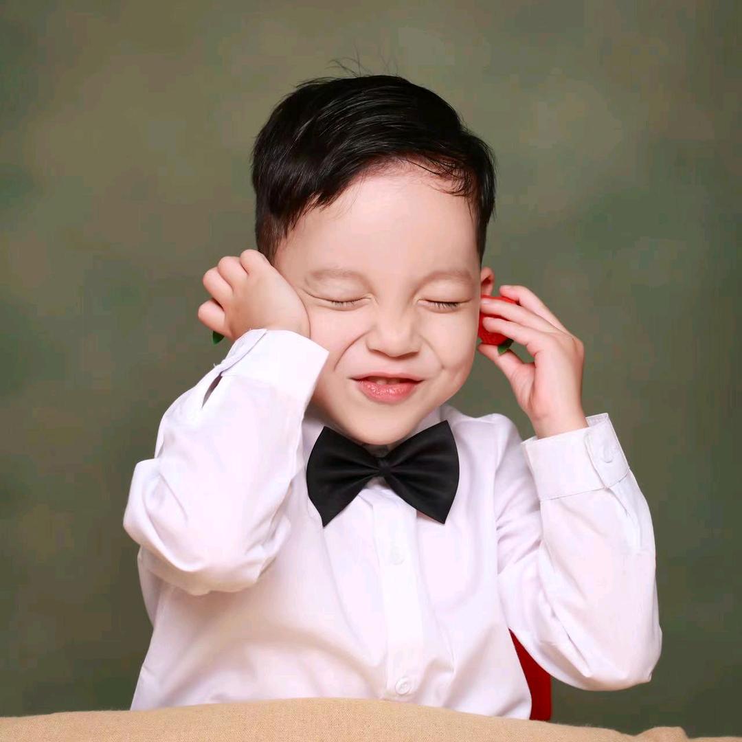 四川担担面臊子面特色肥肠粉