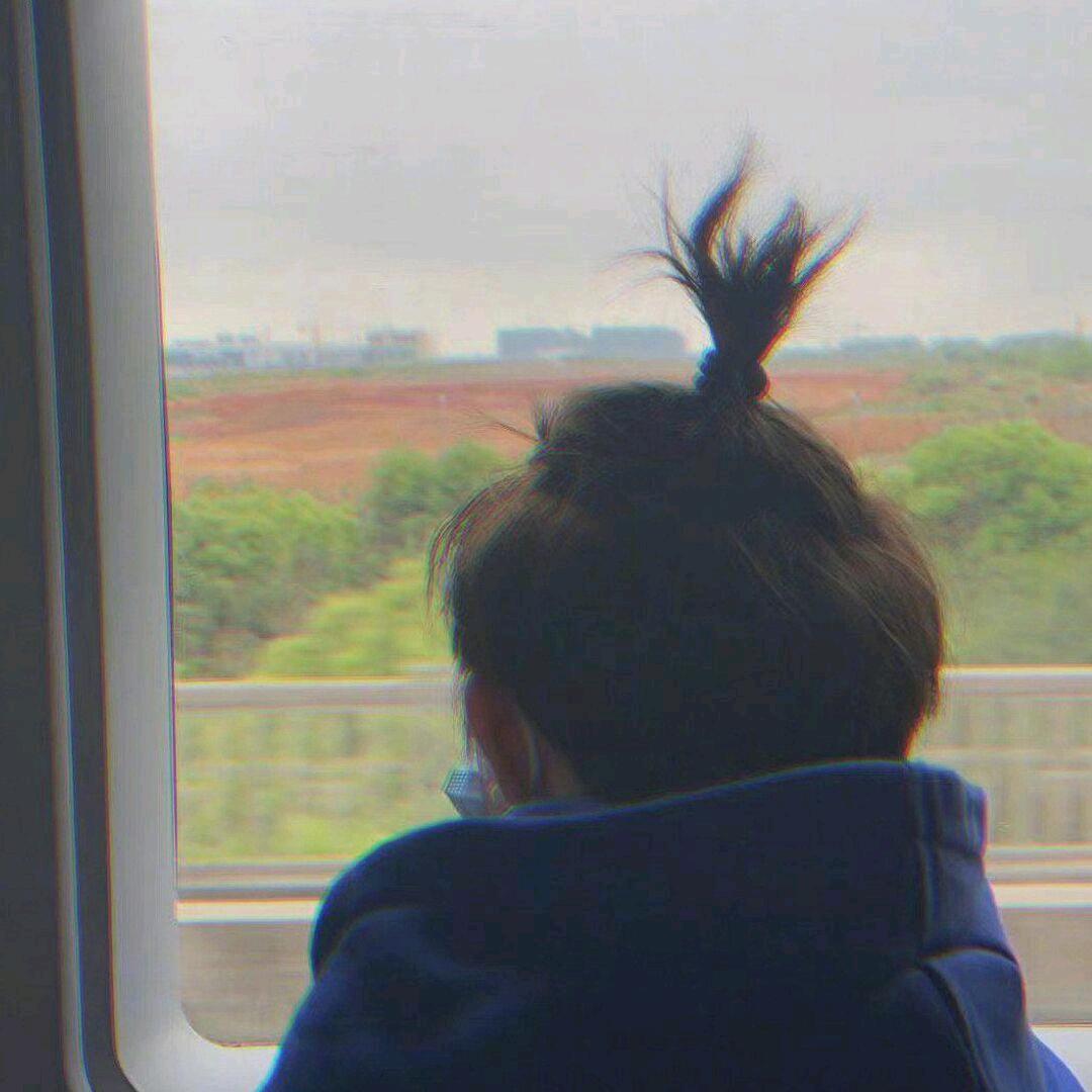 不远千李女士