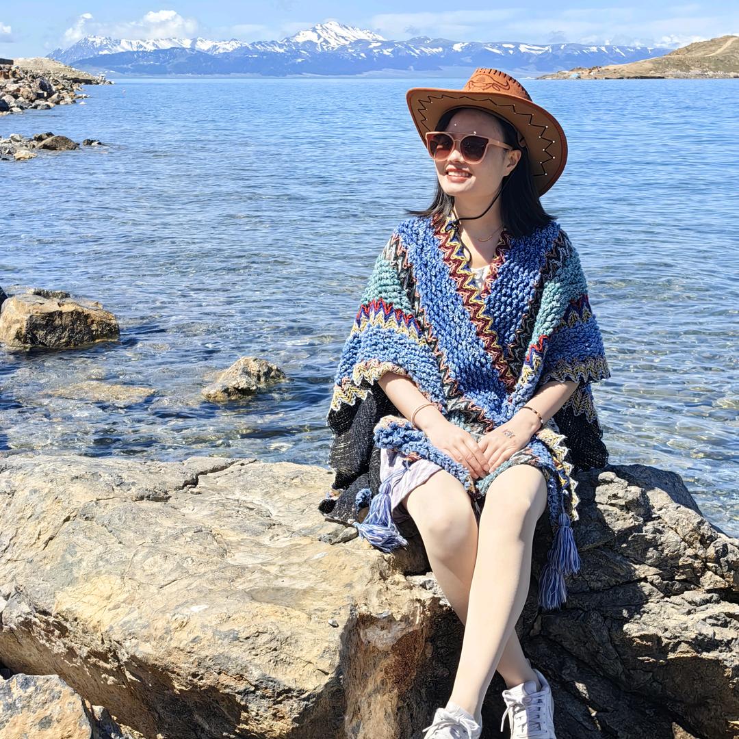 万科都会甲第     张利娟