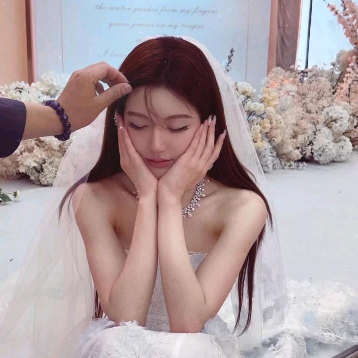 秋芷
