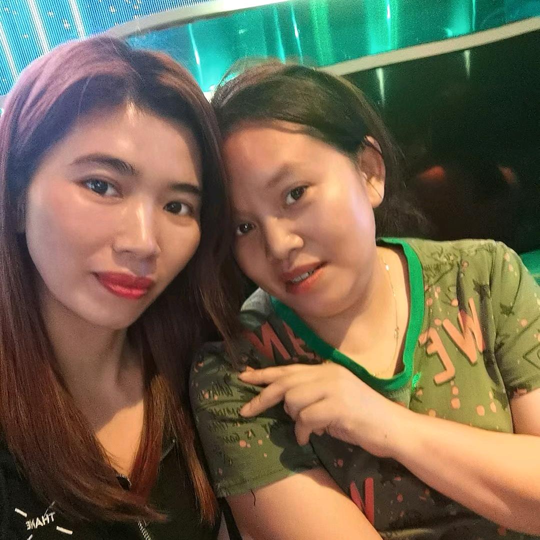 云南菜七妹。