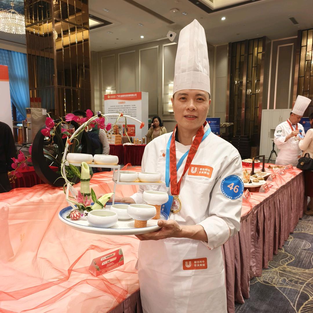 我在灯火阑珊处