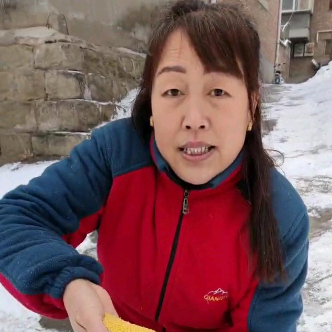 二妮陕北农产品早上7点半开播