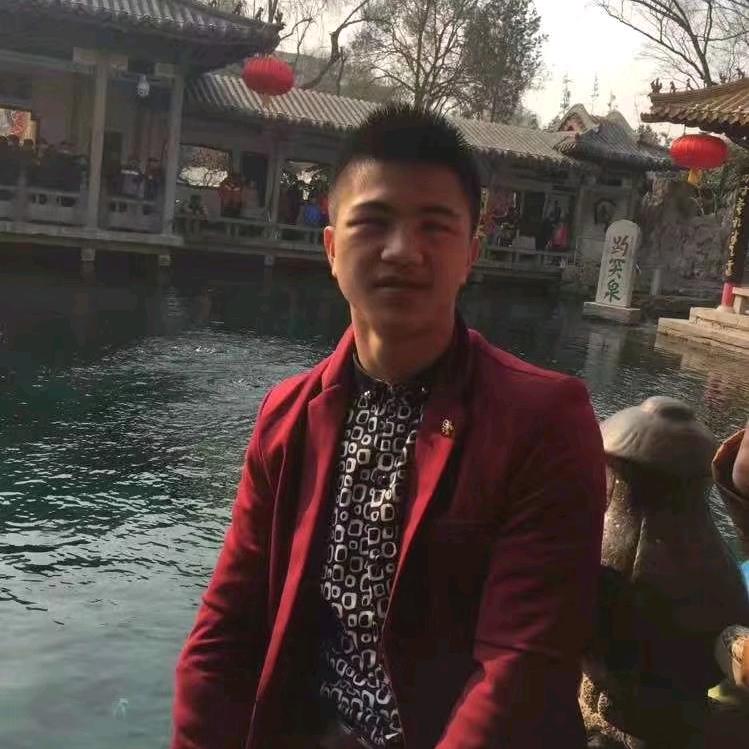 𣇈林，