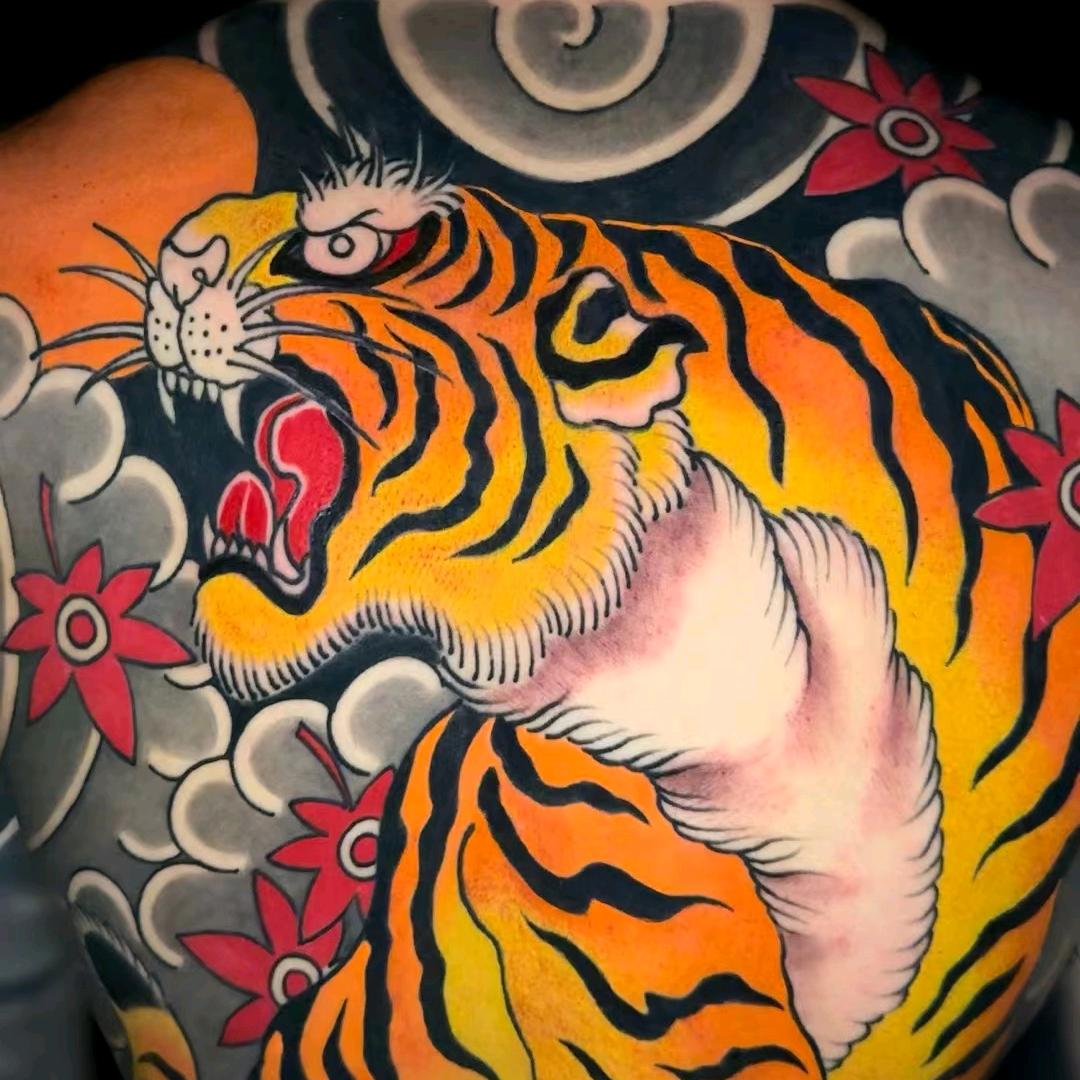 飛墨刺青 辫哥纹艺---招学员