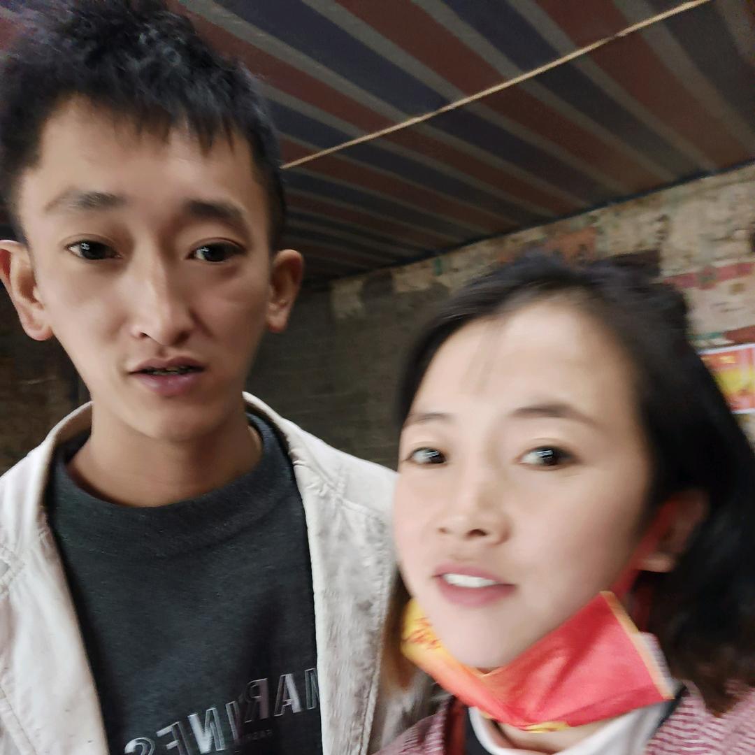 程明容