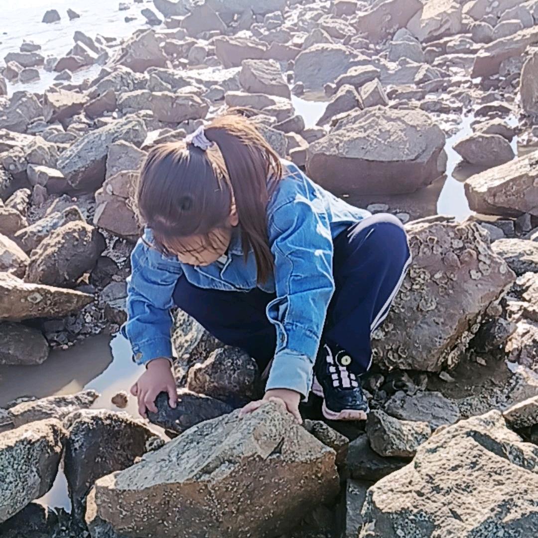 中站鑫依理发+纹眉