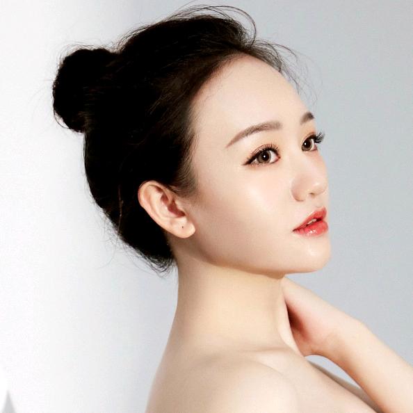 潇潇日常妆