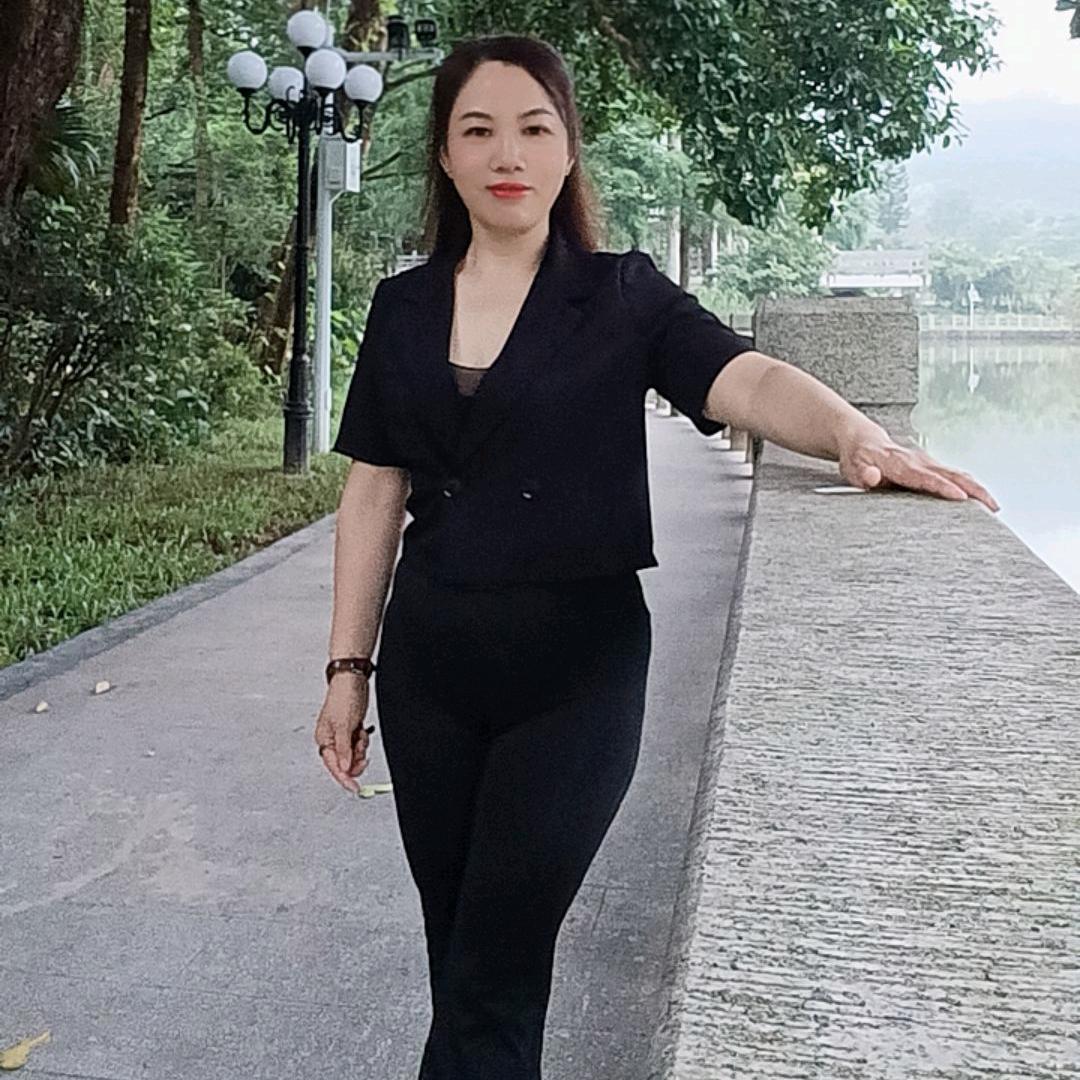 一英姐
