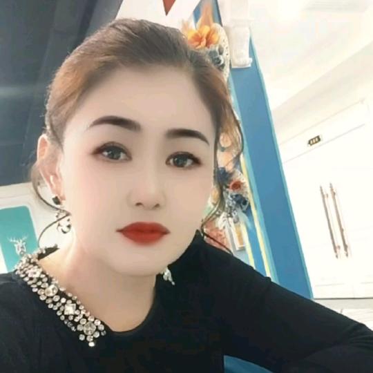 古丽娜孜·木卡拉