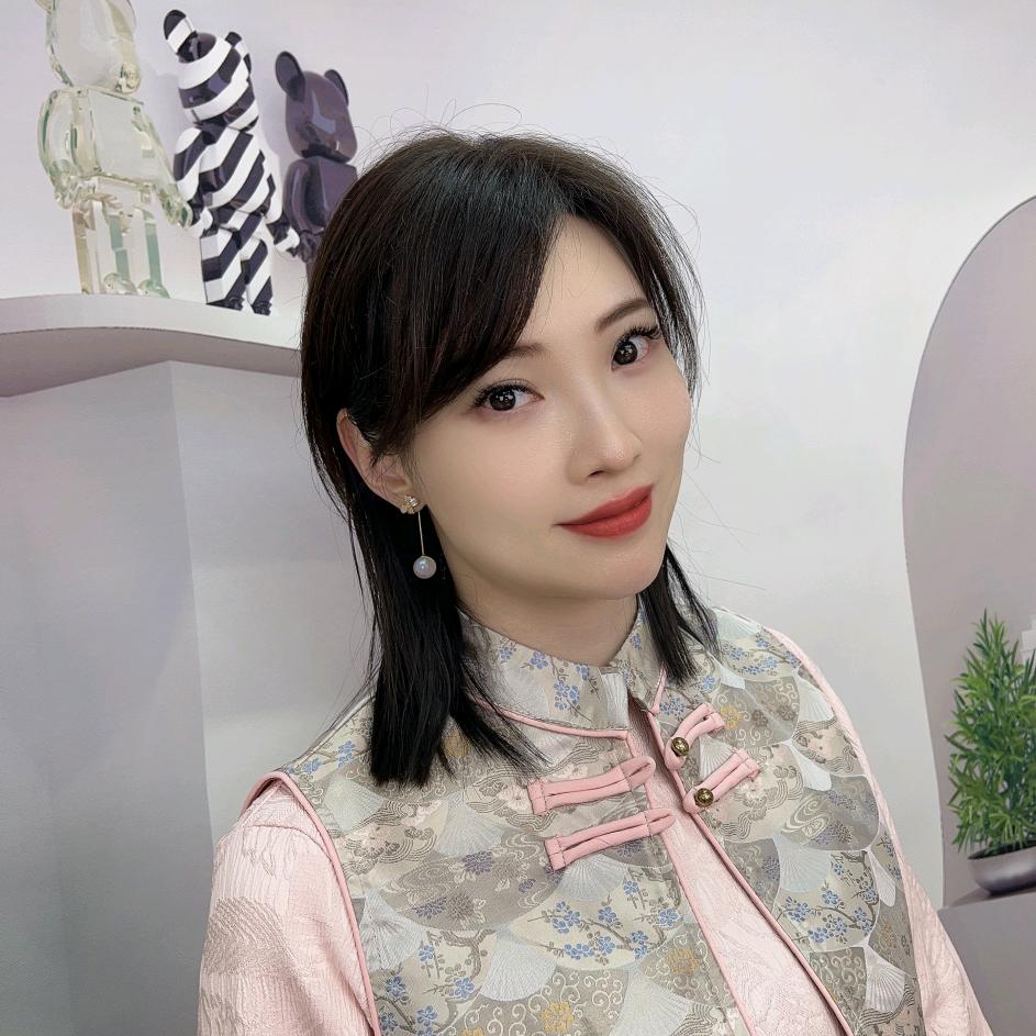 雯雯童品工厂店