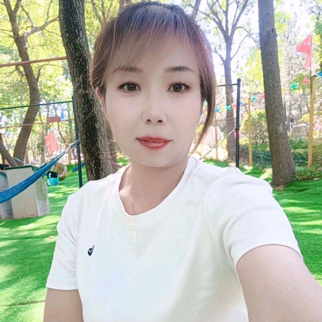靓妹洁净理发店 在小付岗后街东头