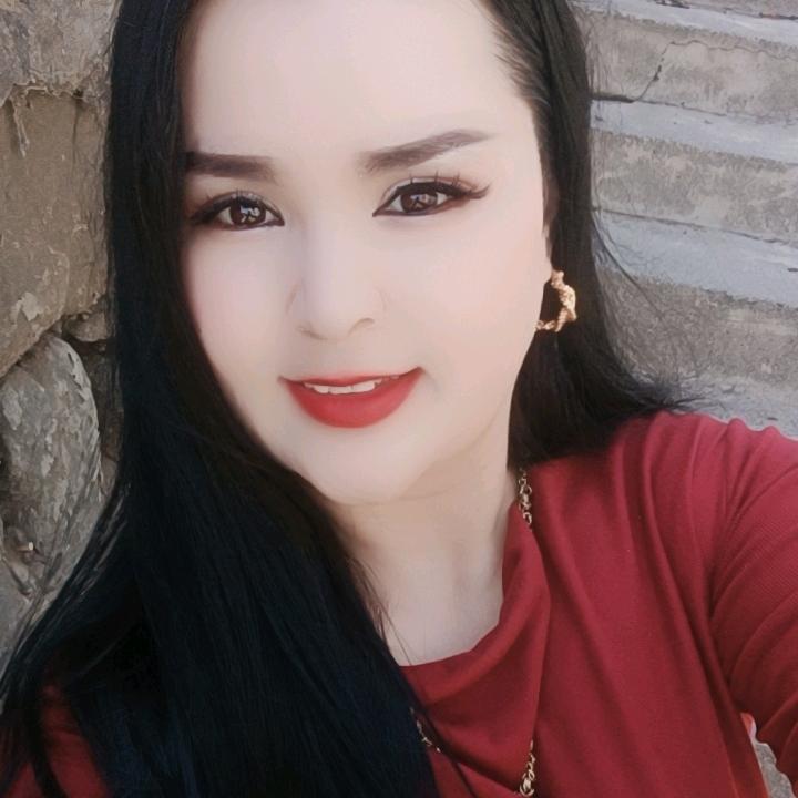 紫色花合伙人阿总