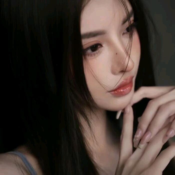 芝禾伶