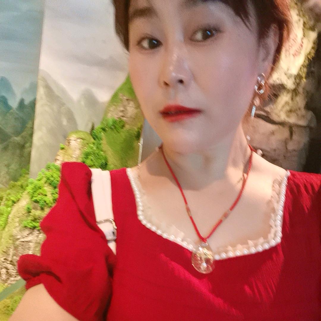 安诺姐《爱聊》晚上8点10分