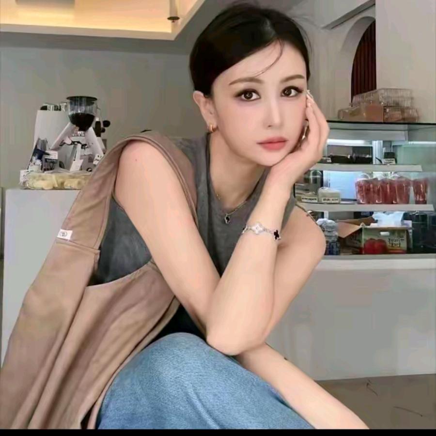 菩小提（精致女人）