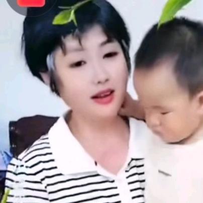 秀姐：晚上7点38开播