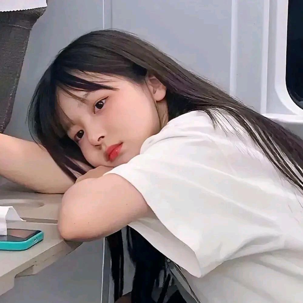 欣欣吖