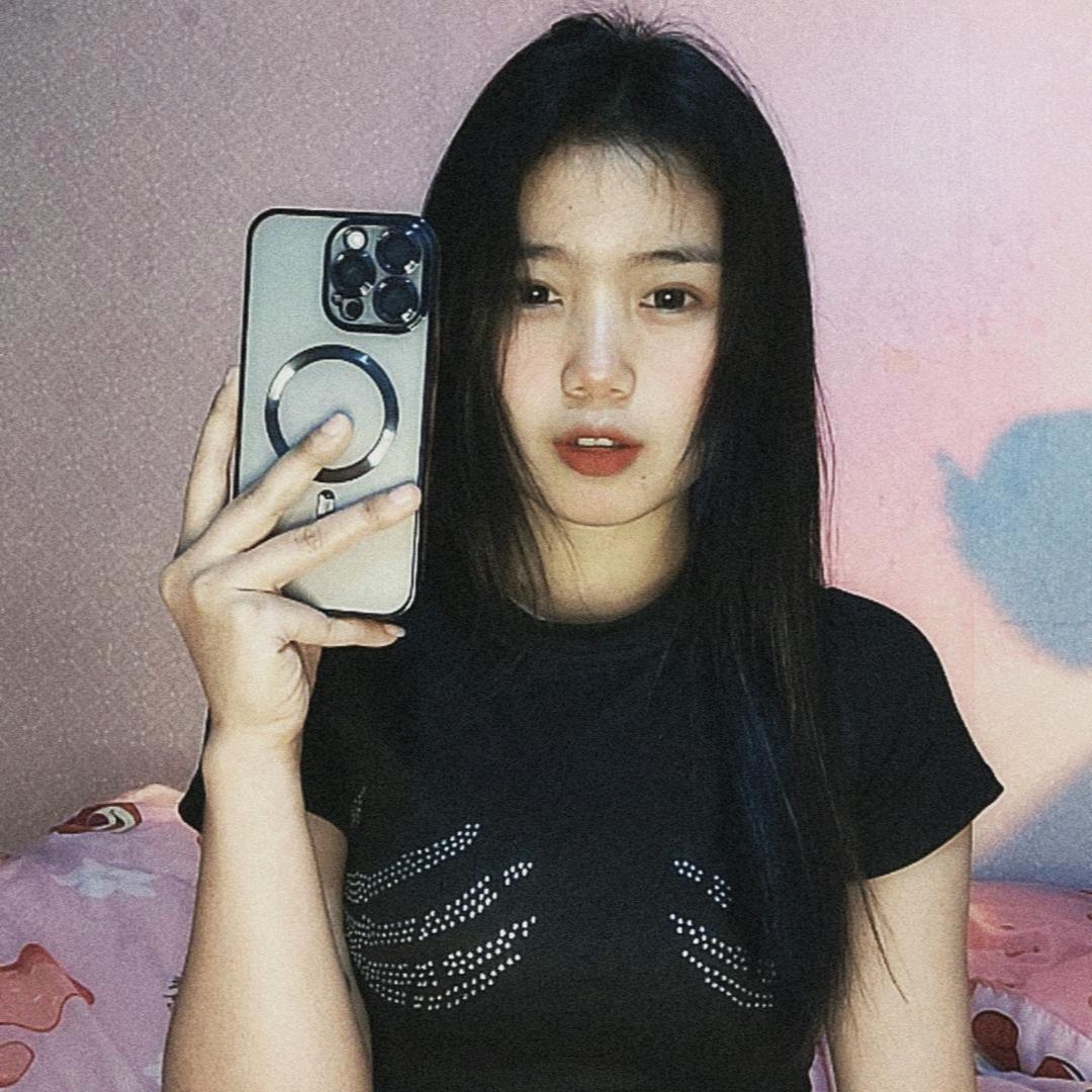 小美 🐷 (jimin🐥)