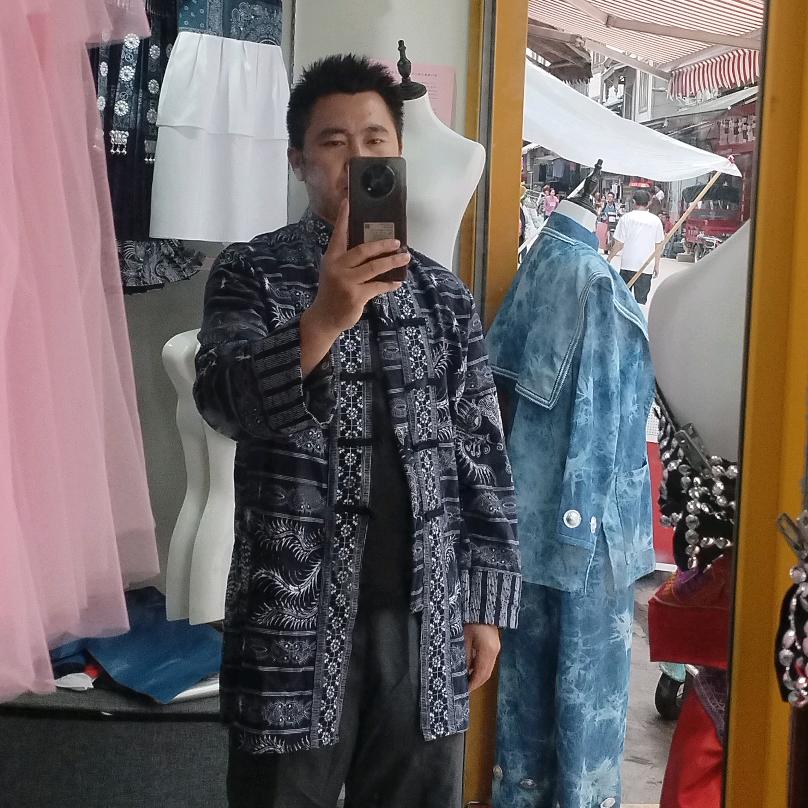 黄平勇爷：鸿安家具加工厂